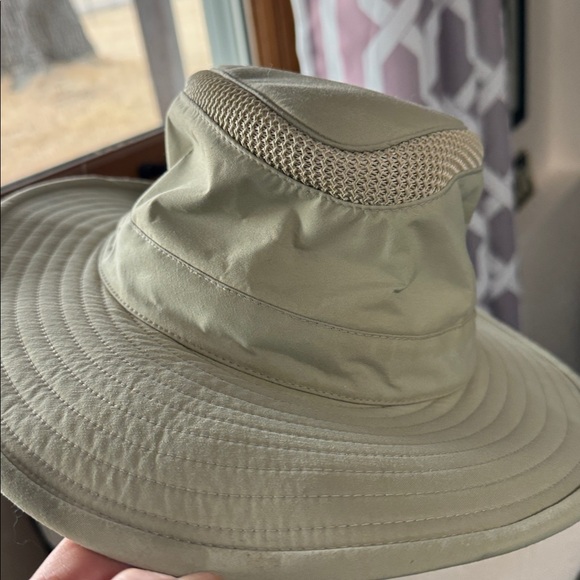 The Airflow Tilly Hat - Picture 2 of 6